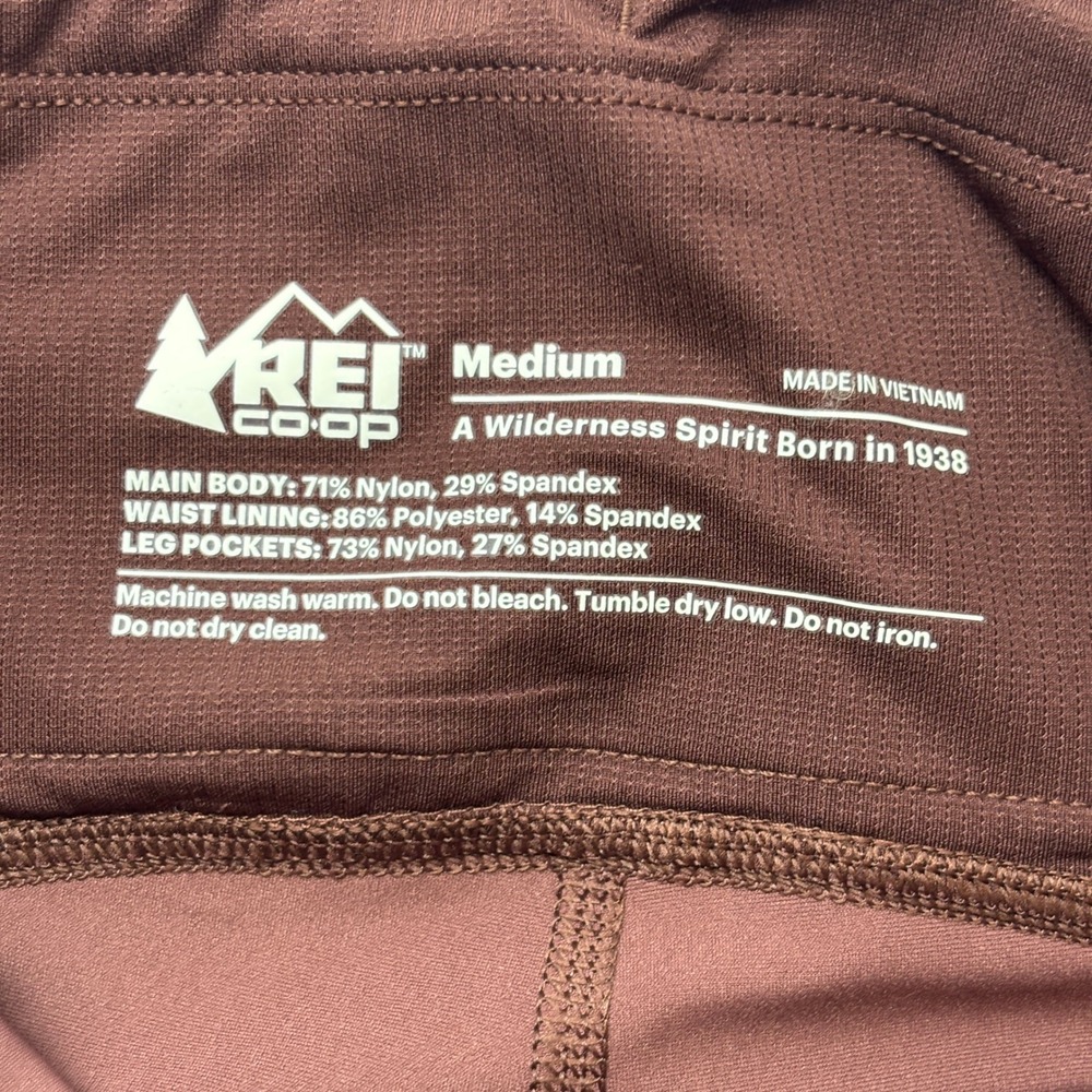 REI Swiftland Running Leggings Wmns M Burgundy Red Pocket Activewear Hiking Gorp - Picture 5 of 8